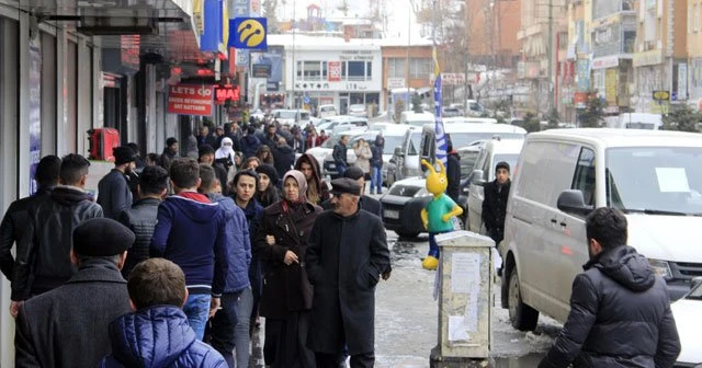Hakkarili huzur istiyor
