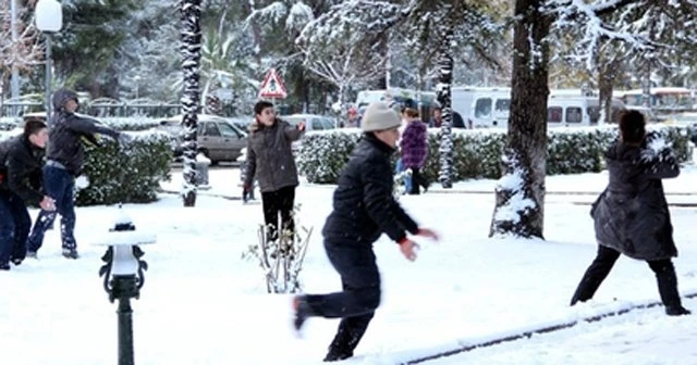 İstanbul'da 19 Ocak'ta okullar tatil mi
