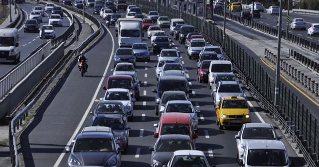 İstanbul&#039;da bugün bazı yollar trafiğe kapalı