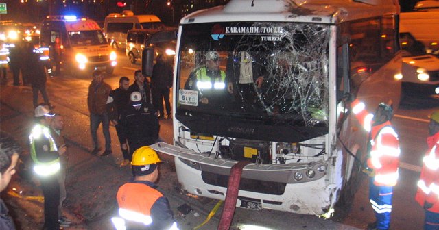 İstanbul&#039;da feci kaza, 1 ölü 13 yaralı