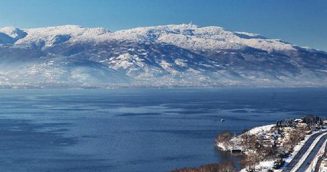 Kar yağışı Sapanca Gölü&#039;ne yaradı