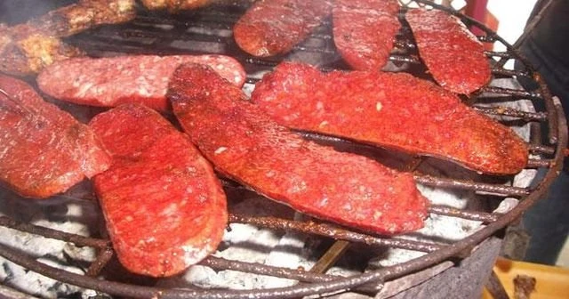 Kırmızı ete sakatat koyanlar yandı!