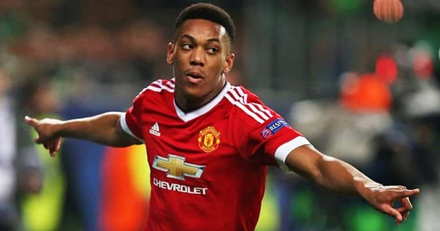 ManU'da Martial'in sözleşmesi şaşırttı