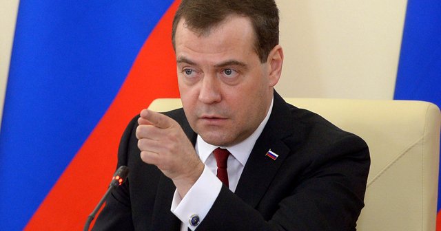 Medvedev, &#039;Son 10 yılın en zor yıllarından biri&#039;