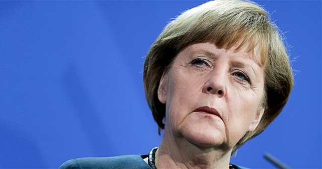 Merkel&#039;den Türkiye itirafı