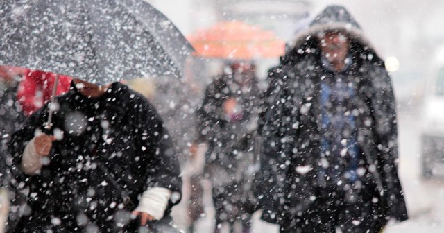 Meteoroloji yoğun kar yağışı için saat verdi!