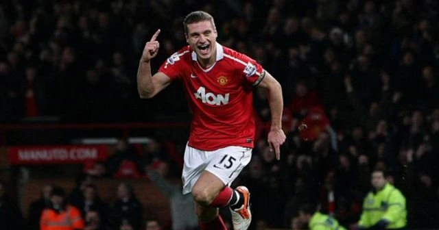 Nemanja Vidic futbolu bıraktı