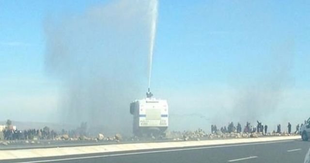 Nusaybin karıştı! Polis müdahale etti