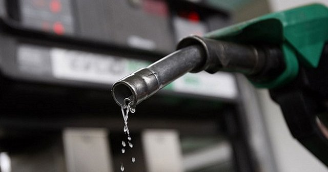 Petrol fiyatı sudan ucuz hale geldi