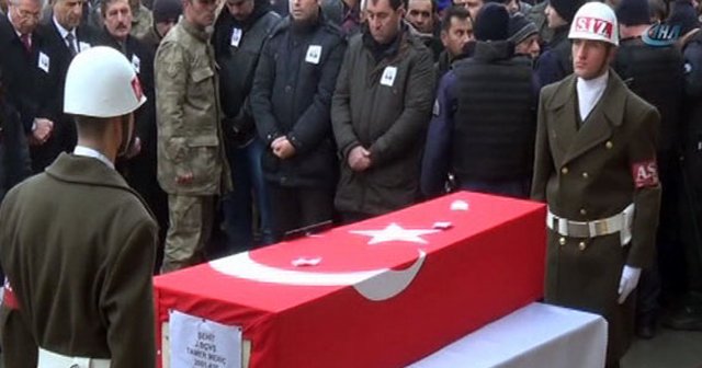 Şehit Astsubay Başçavuş Meriç dualarla toprağa verildi