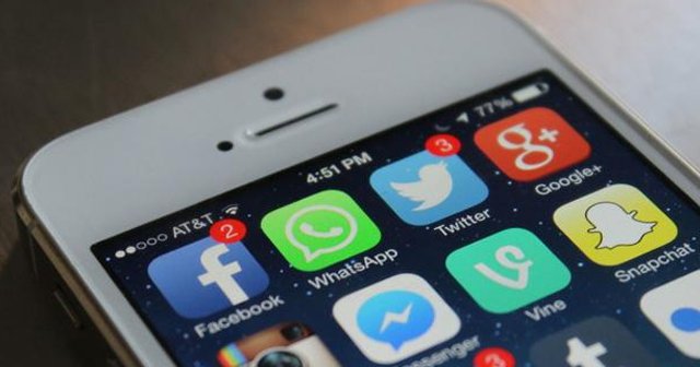 Snapchat WhatsApp&#039;a rakip oluyor