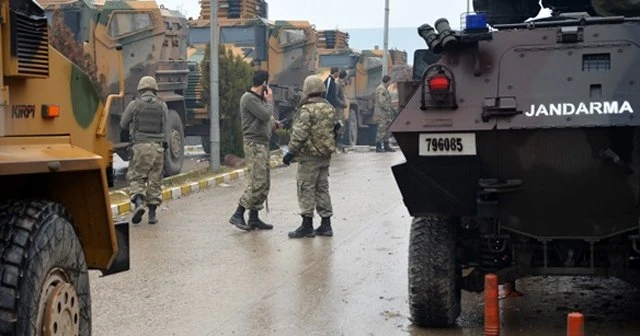 Sur'da hain saldırı, 9 asker yaralandı