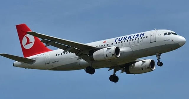 THY uçağı kalkışta kuşa çarptı