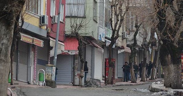 Vatandaşlar teröristleri kapı dışarı etti