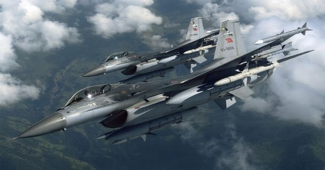 10 F-16 uçağımız oraya havalandı