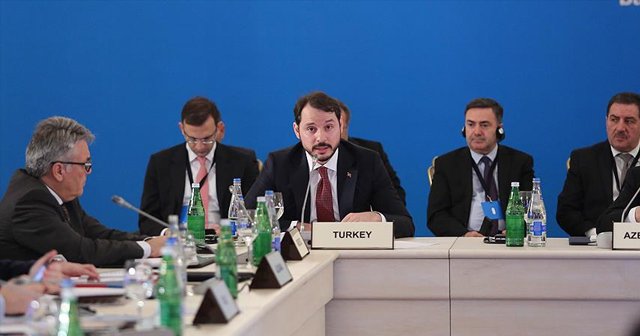 Bakan Albayrak &#039;Türkiye, Güney Gaz Koridoru&#039;nda kararlı&#039;