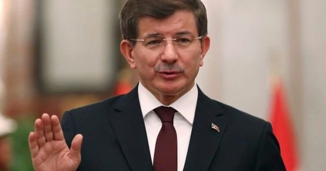 Başbakan Davutoğlu'na 5 yeni danışman