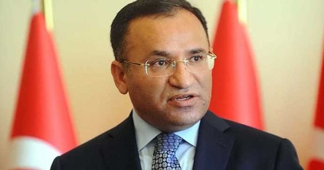 Bekir Bozdağ, &#039;PKK-YPG organizasyonuyla karşı karşıyayız&#039;