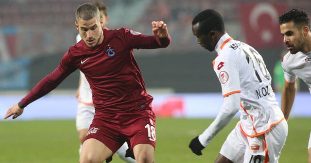 Bursaspor, Trabzonspor&#039;dan Deniz Yılmaz&#039;ı renklerine kattı