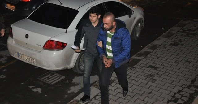 Cezaevi firarisi babaevine girerken yakalandı