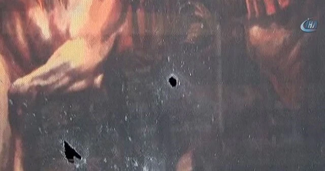 Dernek saldırısının izleri gün ağarınca ortaya çıktı