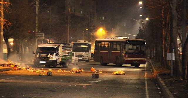 Diyarbakır&#039;da olaylar çıktı