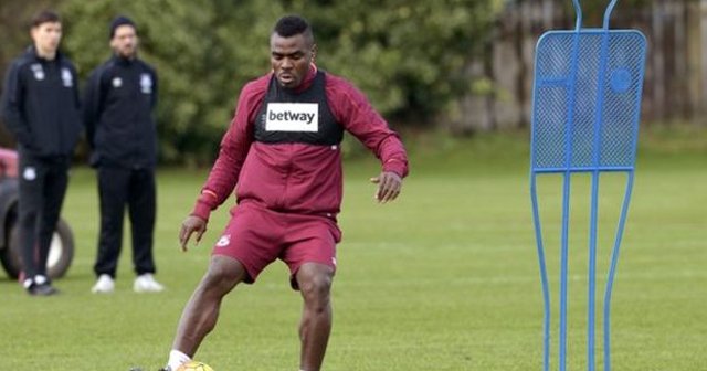 Emenike West Ham&#039;da döktürdü