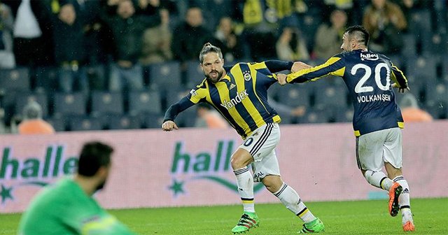 Fenerbahçe Kasımpaşa&#039;yı 3-1&#039;le geçti
