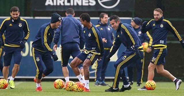 Fenerbahçe&#039;nin 19 kişilik Bursaspor kadrosu belli oldu