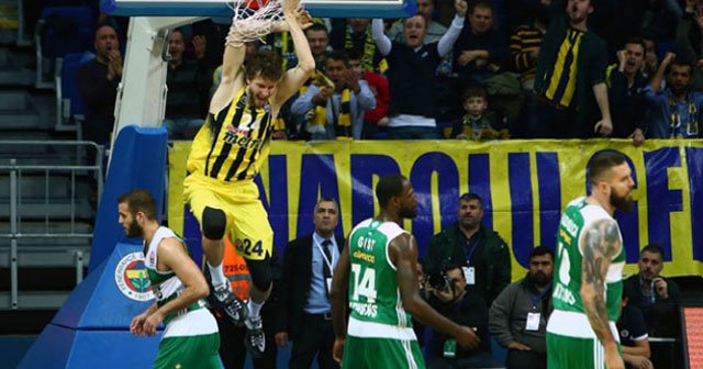 Fenerbahçe Yunanistan deplasmanında