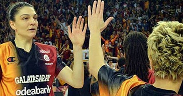 Galatasaray&#039;da Nevriye Yılmaz şaşkınlığı