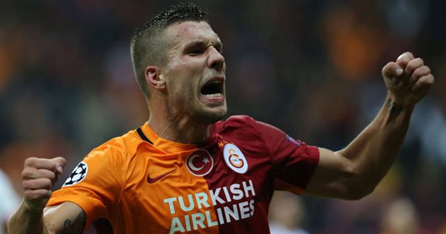 Galatasaray&#039;da Podolski sevinci