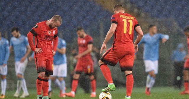 Galatasaray’da yaprak dökümü