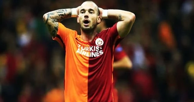 Galatasaray'ı yıkan haberi menajeri açıkladı