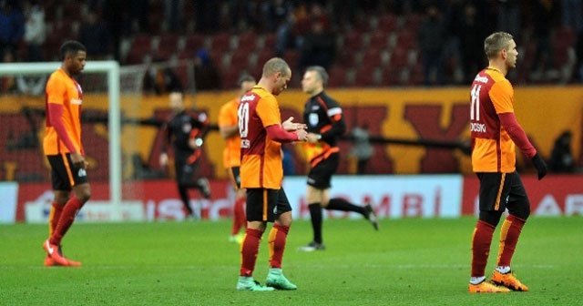 Galatasaray moral peşinde