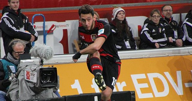 Hakan asist yaptı, Leverkusen kazandı