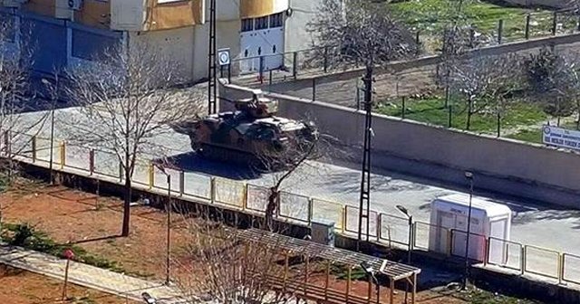 İdil&#039;de operasyonlar sürüyor, 1&#039;i polis 2 yaralı