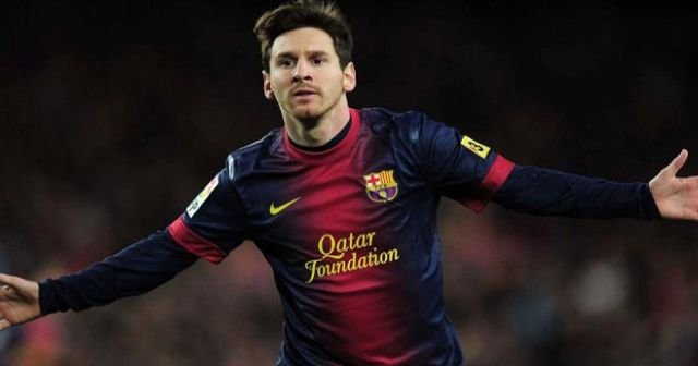 Lionel Messi ilk kez &#039;ayın oyuncusu&#039; seçildi