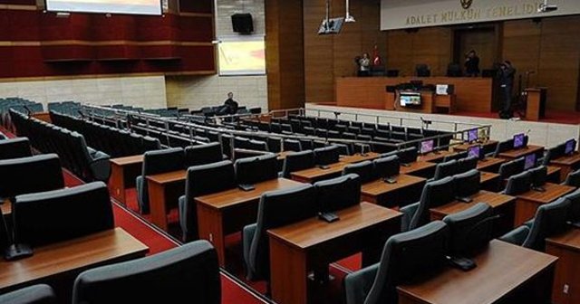 MİT TIR&#039;ları soruşturmasında 4 isme yakalama kararı