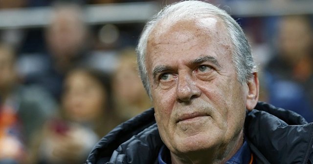 Mustafa Denizli antrenmana çıkmadı