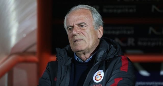 Mustafa Denizli&#039;den görevi bırakma sinyali