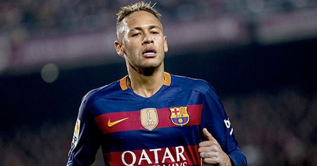 Neymar imzayı attı