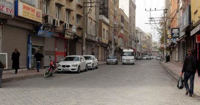 Nusaybin&#039;de silah sesleri sabaha kadar sürdü