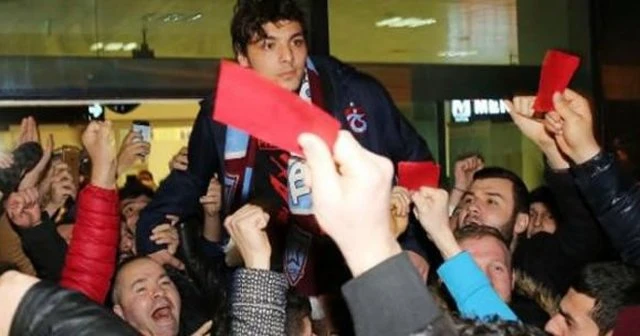 Salih Dursun omuzlarda karşılandı