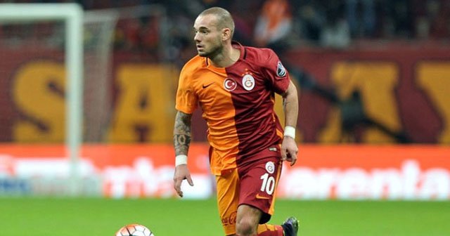 Sneijder’den çok sert cevap