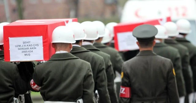 Sur şehitleri memleketlerine uğurlandı