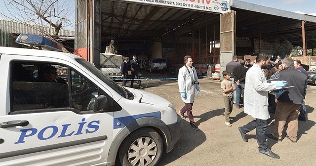 Tamir edilen araçta düzeneğe bağlanmış el bombası bulundu