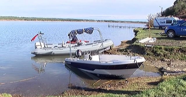 Terkos Gölü&#039;nde tekne faciası, 2 ölü, 1 kayıp