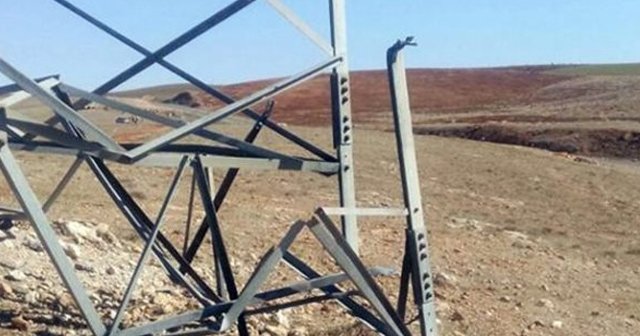 Teröristlerden elektrik direğine bombalı saldırı