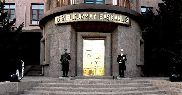 TSK, beraat eden personelinin sevincini paylaştı